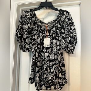 Women’s Off the Shoulder Top